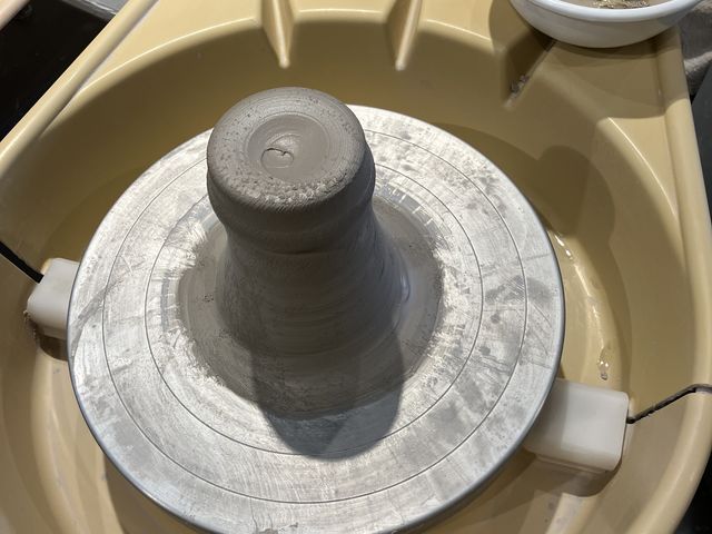 ろくろです_陶芸教室チルコロ 駒沢店