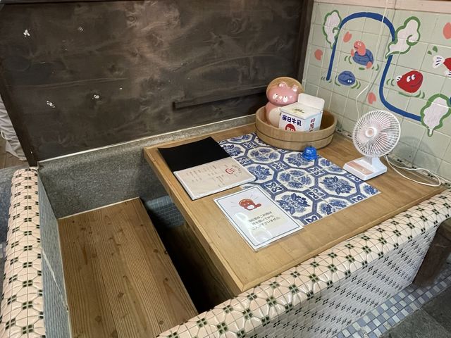 藝術喫茶 清水温泉カフェ、湯船席が楽しいです♪♪_藝術喫茶 清水温泉