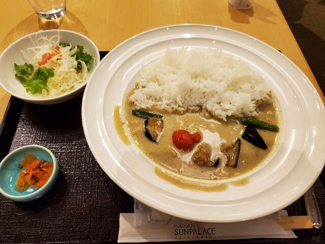 グリーンカレー_福岡サンパレスホテル&ホール レストラン&カフェ ラグーン