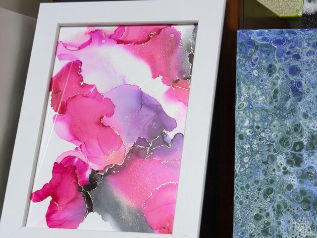 全て揃えてもらえたので、帰宅後すぐに部屋に飾りました。_アルコールインクアート体験レッスン akaneiro