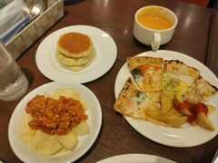 ホテルウィングインターナショナルプレミアム東京四谷 レストランBistroWの写真2