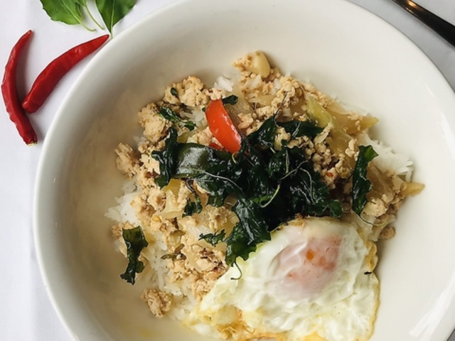 にんにくやマナオの写真1