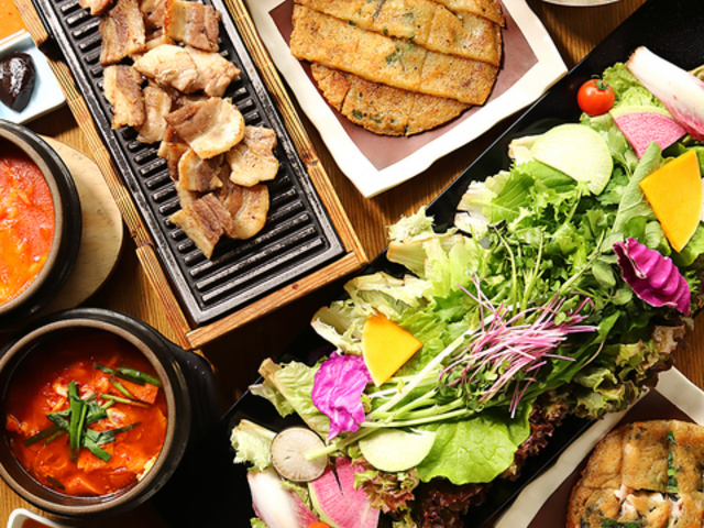 韓国料理 いふう マロニエゲート銀座1店の写真1