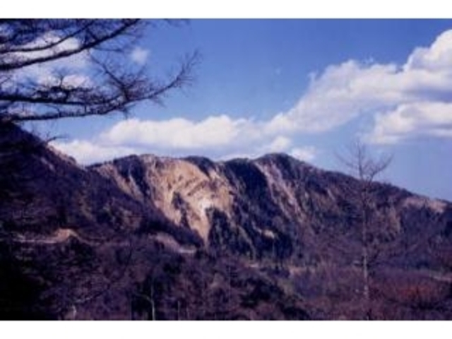 水ノ塔山
