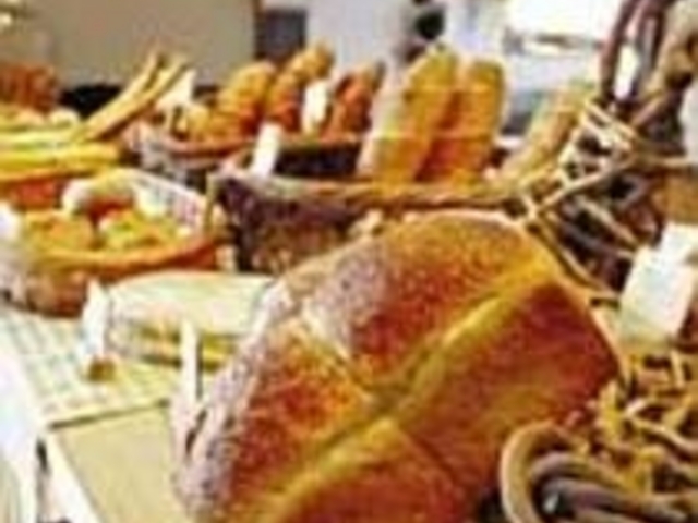 小さい店ながらセンスの良さを感じさせる_Bakery & Cafe tuk-tuk
