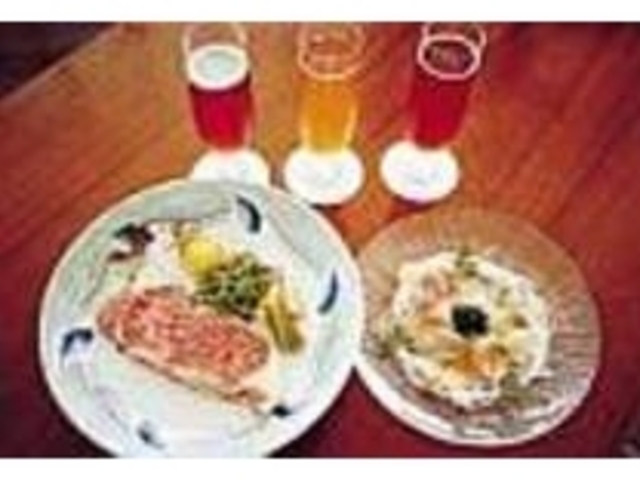 五島牛のステーキや海の幸でビールが進む_みいらくブルワリー
