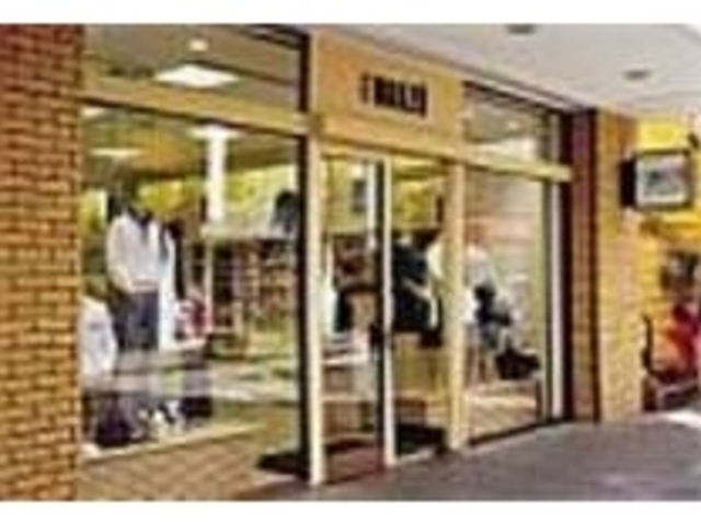 2000年6月にショップをリニューアル_フクゾー洋品店