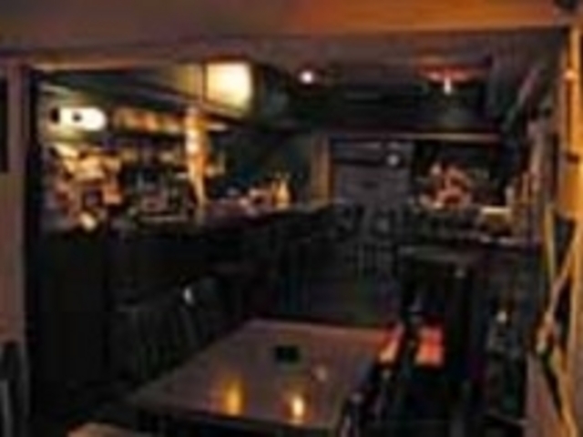 恵比寿の裏通りに佇む落ちついた雰囲気_BROWN JUG