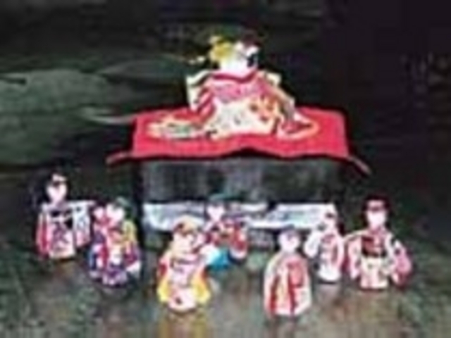 縮緬古布製のお福さんとすずめ百態_布ら里