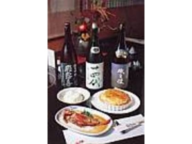 ふんわり食感の『フワフワ卵焼き』(右)_SAKEBA 駄愚栖