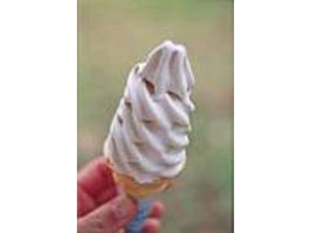 ぜひ味わいたい『しょうゆソフトクリーム』_お菓子のくらた