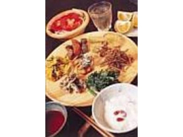 カロリー控えめで身体に優しい味ばかり_旬菜食健 ひな野