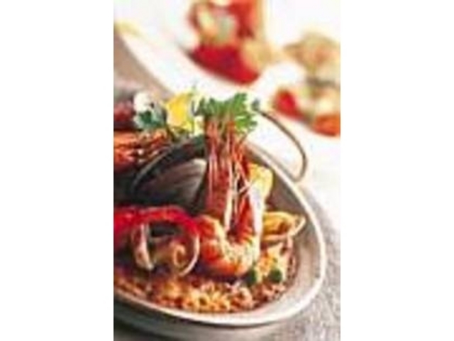 魚介類たっぷりの『バレンシア風パエリア』_TESORO BAR & GRILL