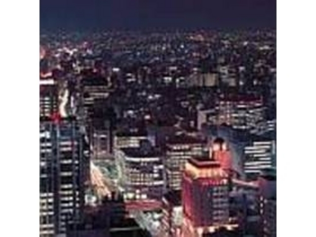 35階から見渡す大阪の夜景はきれい_ヒルトン大阪「ウインドーズ オン ザ ワールド」