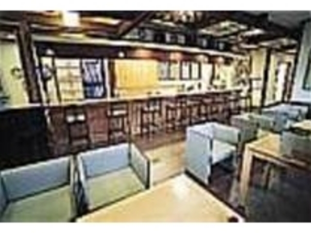 2階にある茶寮で、ひと休みしよう_菓匠 清閑院 京都本店