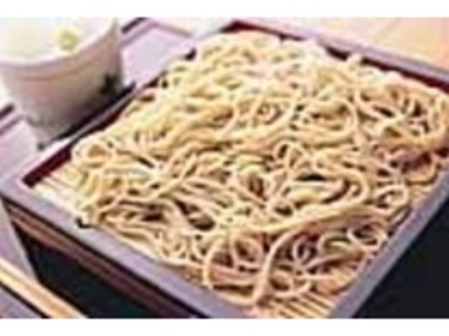 つなぎを使わずそば粉だけで打った生粉そば_手打ちそば馳走庵 草八