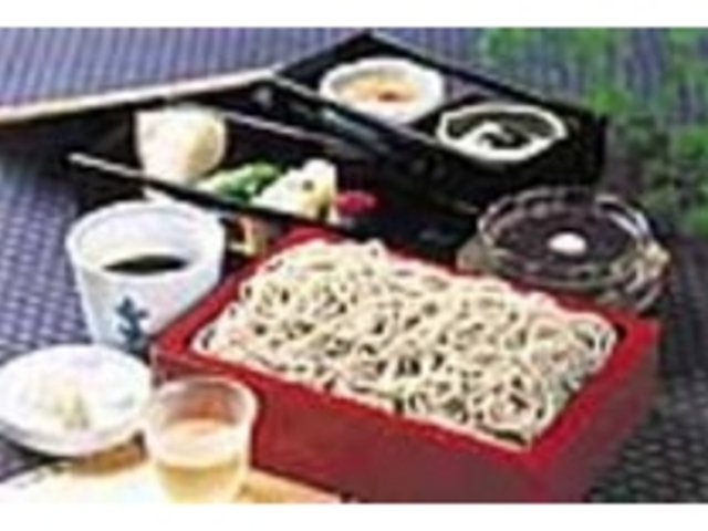 小鉢&デザート付みゆき弁当_手打ちそば馳走庵 草八