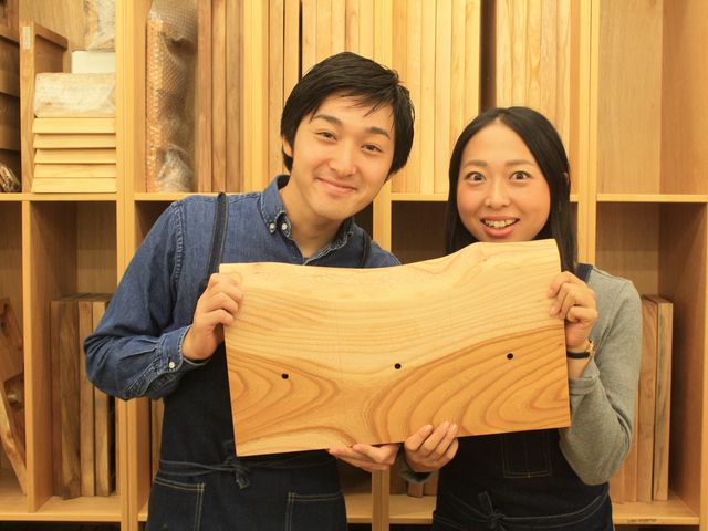 お二人で手作りができます。_木の暮らし 仙台店