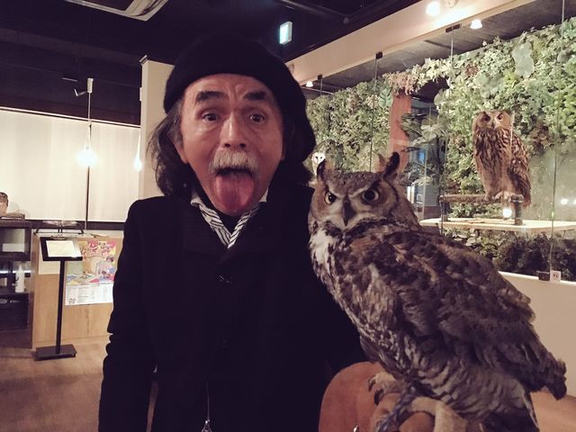 フクロウカフェクルー