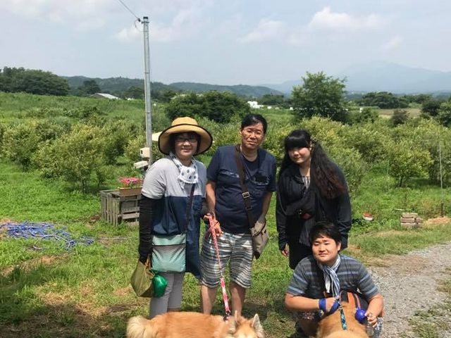 ペットの同伴もOK!です。_蒜山高原カルチベート観光ブルーベリー園