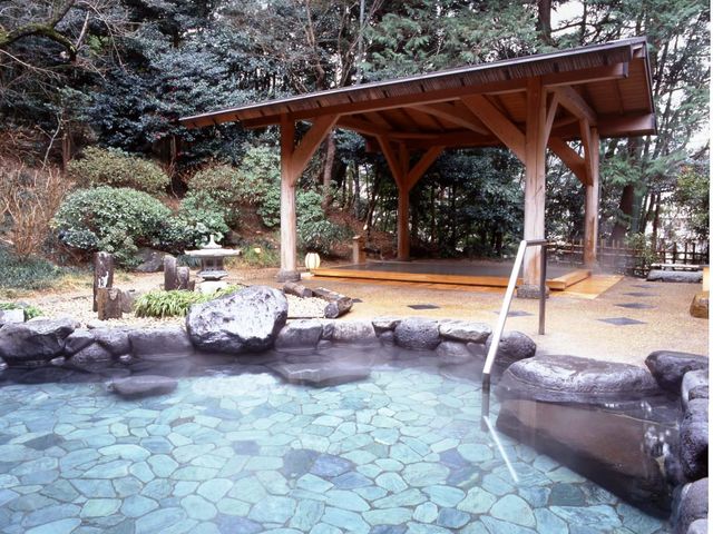 男性用露天風呂_湯本富士屋ホテル
