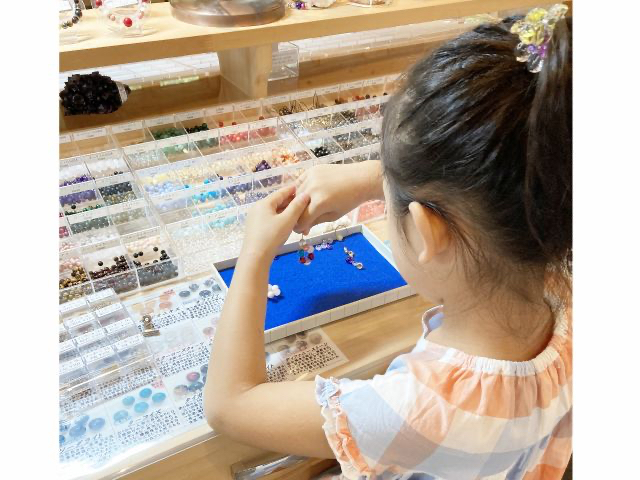 ストラップ作り_体験工房和楽日 天然石アクセサリー作り