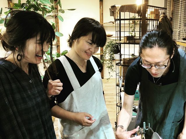 初心者さんでも安心!
熟練の職人がしっかりサポート。※女性スタッフ在中_アトリエ エン