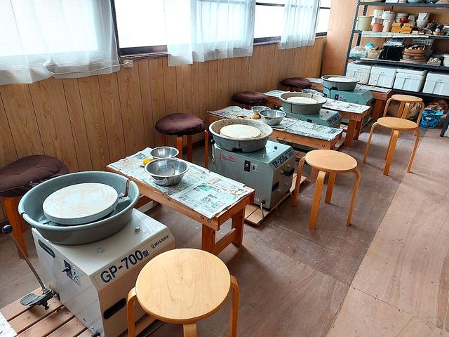 電動ろくろ台は4つあります_INOJIN工芸倶楽部