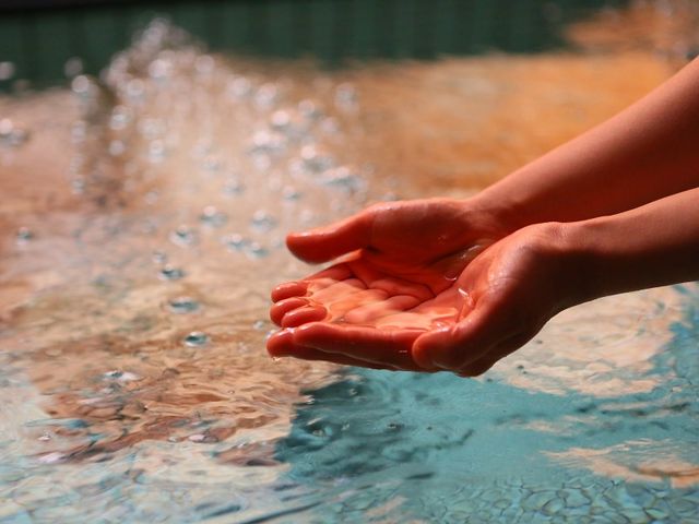 ■美容に良い光触媒水を使用、女性にも好評です_民芸旅館 深志荘