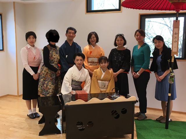児童養護施設でのお茶会_春日庵
