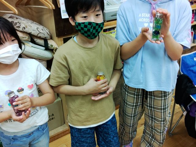 三兄弟で♬_ハーバリウム伝道師 理容あづさ