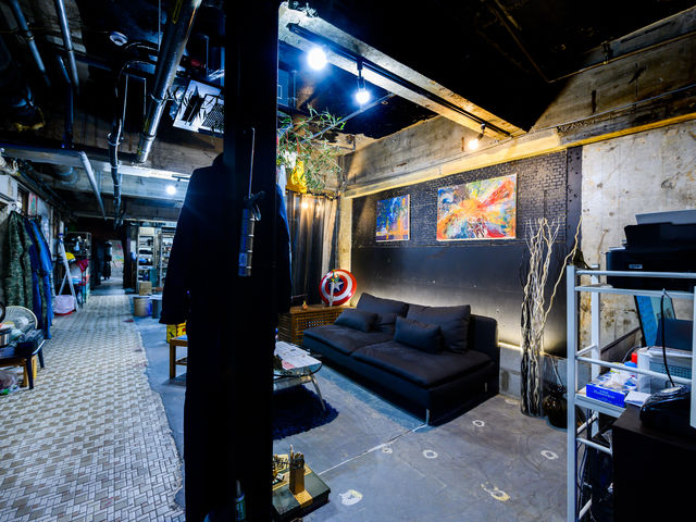 店内_U2 unusual underground