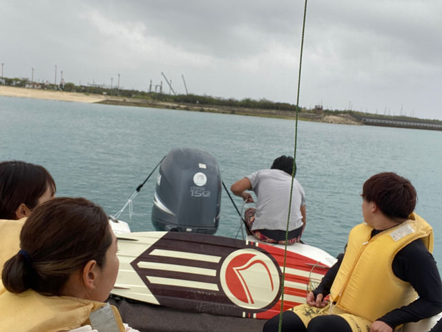 社員旅行
社長、めっちゃ飛んでましたよー_KoeiS’ WakeBoard Towing Service