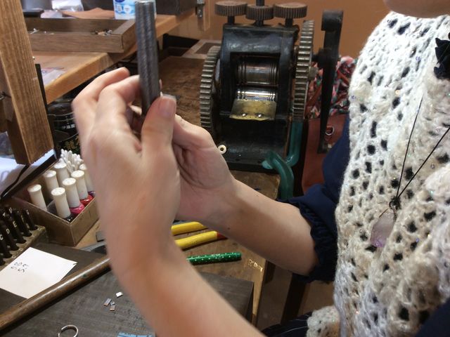 本格的な作業中です。_雑貨屋HAMAKICHI