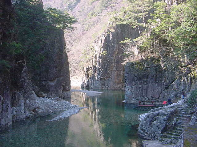 三段峡 川本旅館