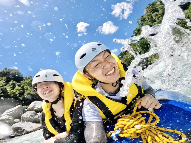 2名から参加できる大歩危ツアーは、スリルと楽しさをバランスよく味わえます!_大歩危・小歩危ニューヤードラフティング
