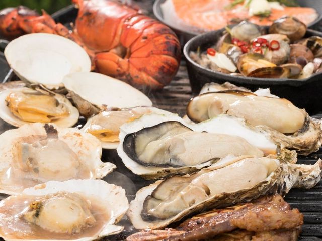新鮮な魚貝類を豪快に炭火焼に_魚太郎浜焼きバーベキュー ラグーナ蒲郡店