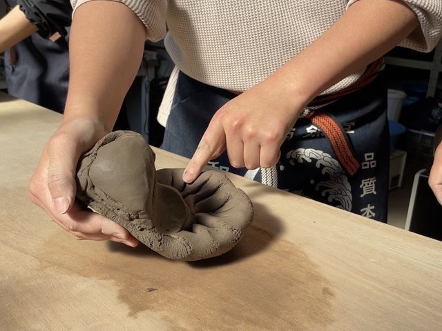 菊練りすると『菊の花』の様な文様ができます_窯翔庵