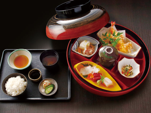 当館一押し!!名物すずらん御膳_有馬街道温泉すずらんの湯