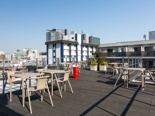 屋上の様子です。普段は宿泊ゲストに解放しています。_UNPLAN Shinjuku