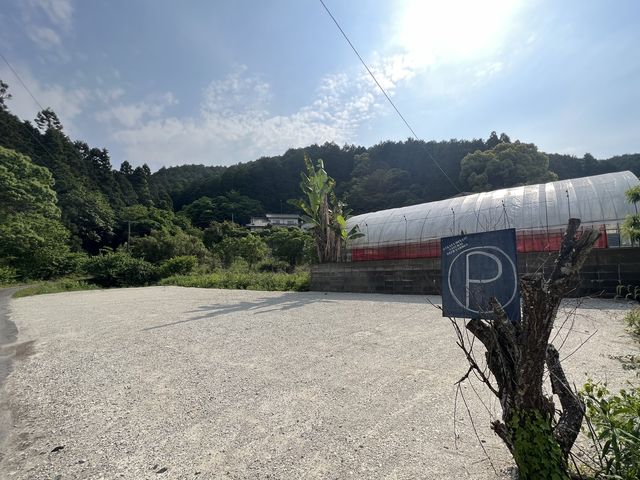 駐車場を整備。大きな車でも安心です。_博多南自然体験ファーム