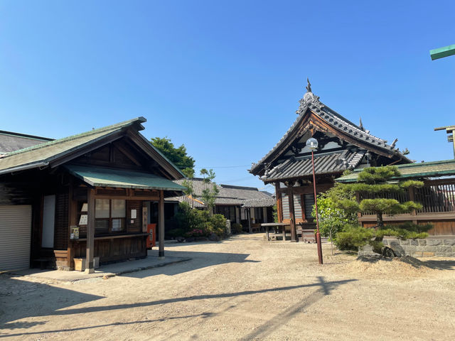 鳥出神社