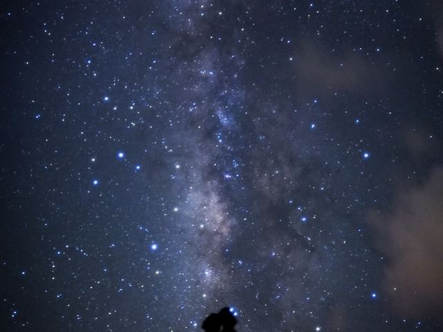 カップルに人気のシルエット撮影です♪_宮古島星空フォト Junta Waki