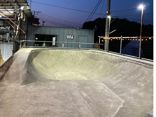 コンクリートウェイブ_HAOLE SURF