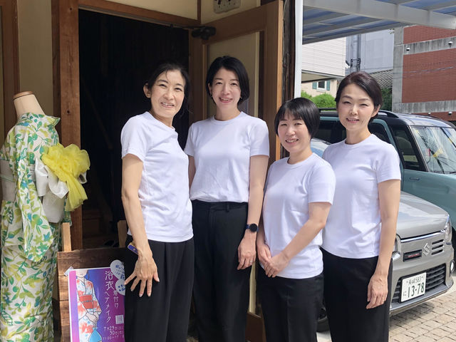 長崎の観光途中にぜひゆっくりとお立ち寄りください。2時間3,800の着物体験コースは目の前の孔子廟で写真撮影もできます。気軽に着替えられますのでおススメです!_きもの着付け さくら