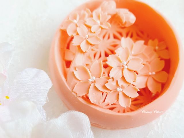 石鹸に桜と和柄を重ねています_Carving Chiaki