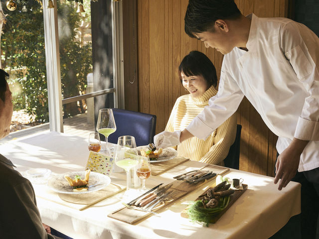 秩父山系の水で育った地産の食材と狭山茶のペアリング_ウェロニカ・ペルシカ