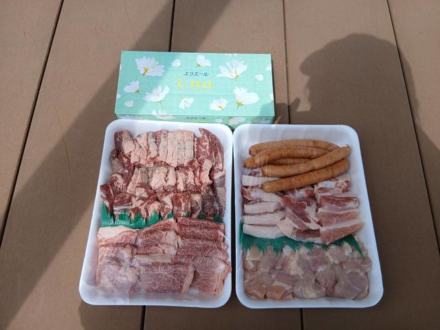 地元の精肉店さんのお肉です!(5人前)ご予約の際は参考にしてください☆_オートキャンプ場 川のほとり