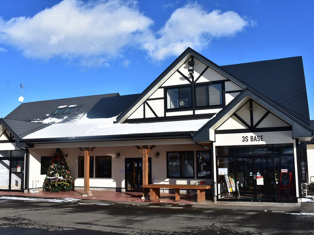 カフェ・売店、いちごの受付_3S VILLAGE 八幡平