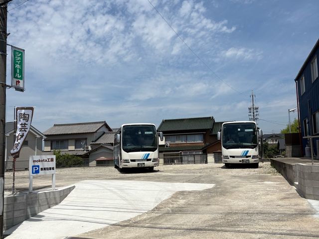 バスも停めれます_mokota工房